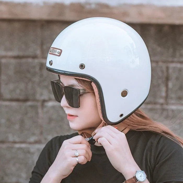 Mũ bảo hiểm 3/4 Bulldog Perro 4U Trắng (Tặng khóa số)