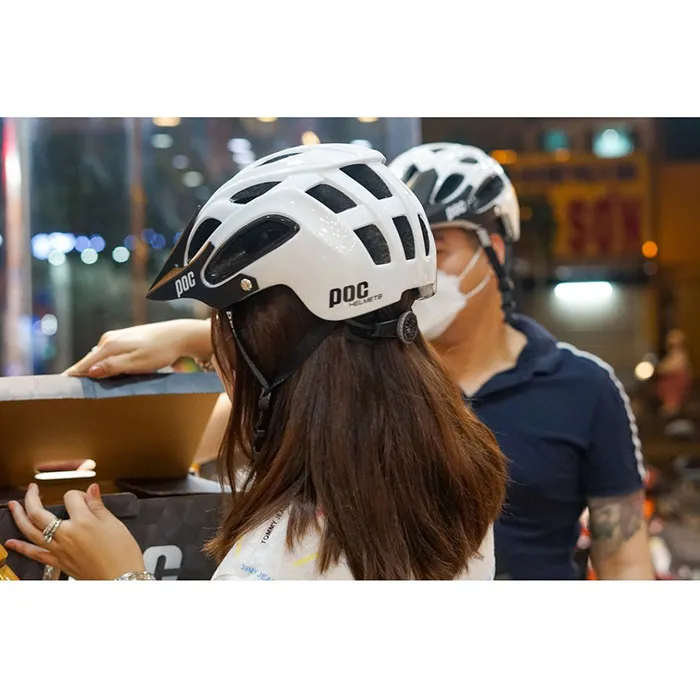 Nón P07 Trắng Bóng