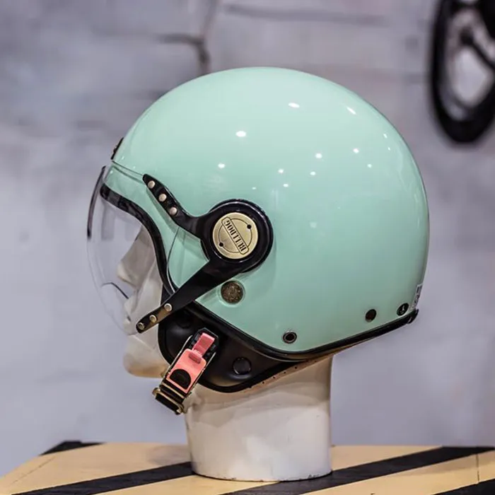 Mũ bảo hiểm 3/4 Bulldog POM Xanh Lá (Tặng khóa số)