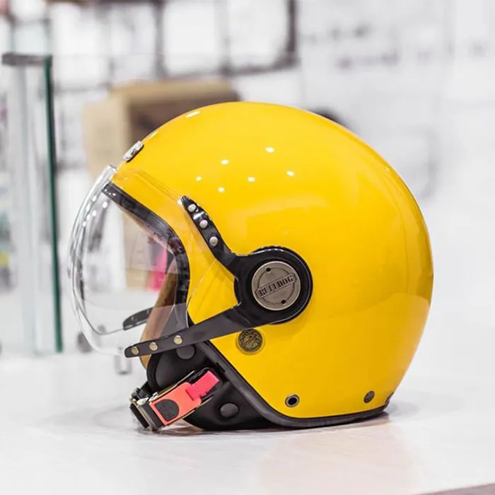 Mũ bảo hiểm 3/4 Bulldog POM Vàng (Tặng khóa số)