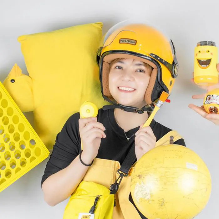 Mũ bảo hiểm 3/4 Bulldog POM Vàng (Tặng khóa số)