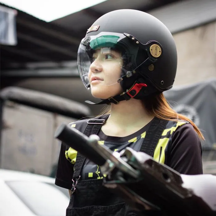 Mũ bảo hiểm 3/4 Bulldog POM Đen Nhám (Tặng khóa số)