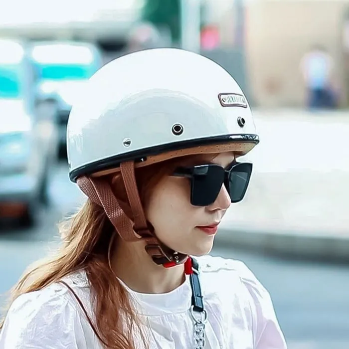 Nón nửa đầu Bulldog PUG Trắng