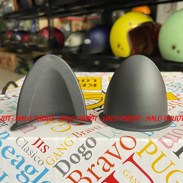 Tai Mèo có đế gắn nón bảo hiểm - Đen