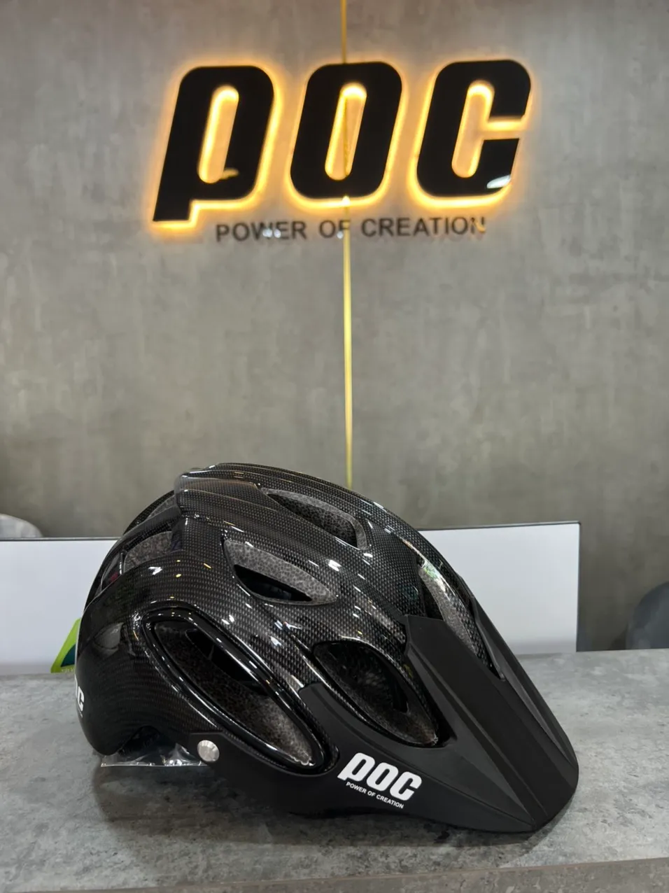 Nón POC P07 Carbon Mini Bóng