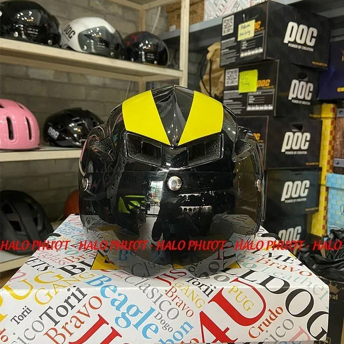 Nón POC P01 Đen Bóng Sọc Vàng