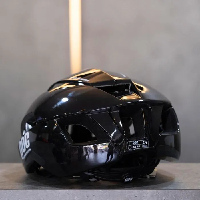 Nón POC P16 Đen Bóng