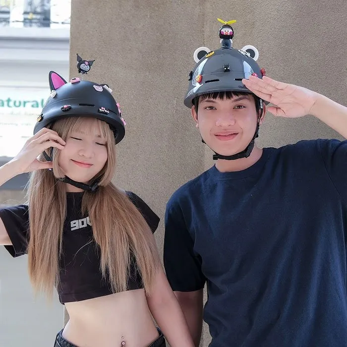 Nón POC PK02 Đen Bóng (Tặng tai mèo)